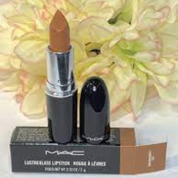 Last one! MAC FEMMOMENON 555 Lipstick NIB Lustreglass - Picture 3 of 4